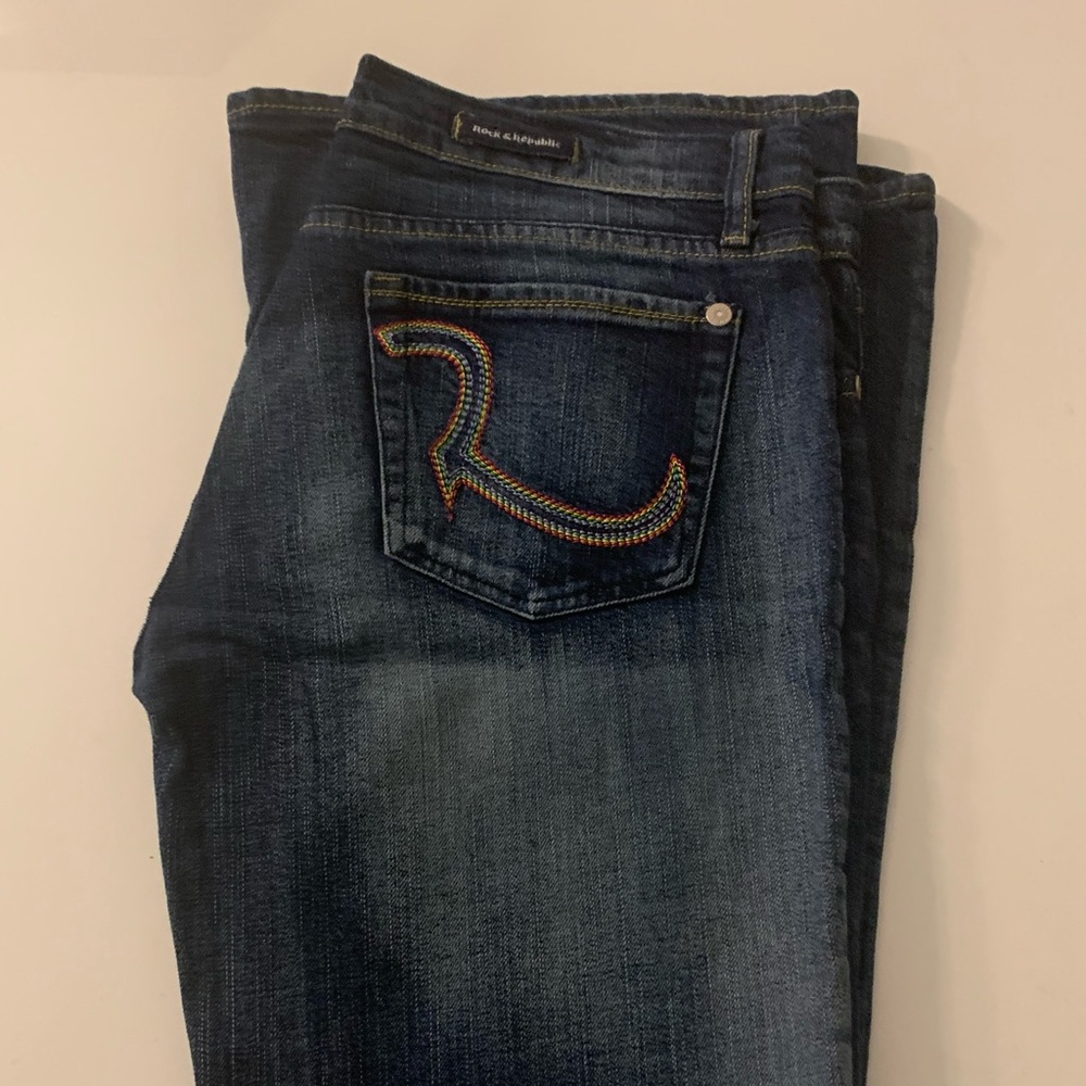 ROCK AND REPUBLIC dark boot leg jeans 32”